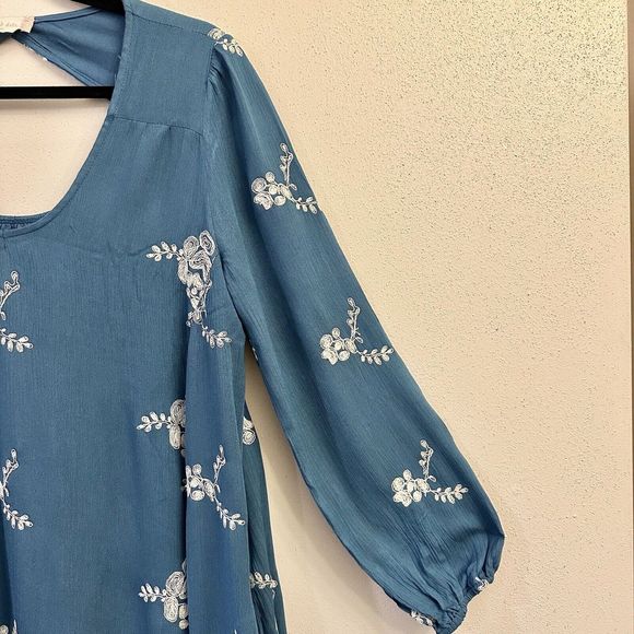 Altar'd State - Blue & White Floral‎ Mini Dress Flowy - Picture 7 of 16